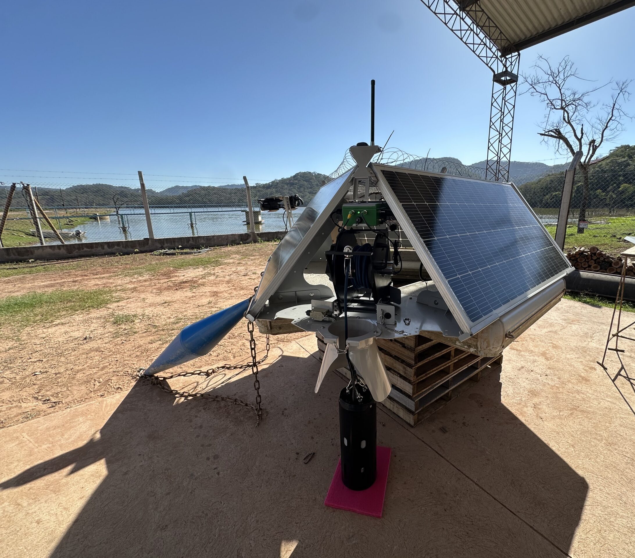 Aguas del Norte upgraded two buoys to Vertical Profilers at El Limón reservoir in Salta, Argentina, adding depth data to its algae monitoring plan.