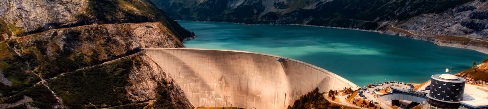 Hydroelectric dams