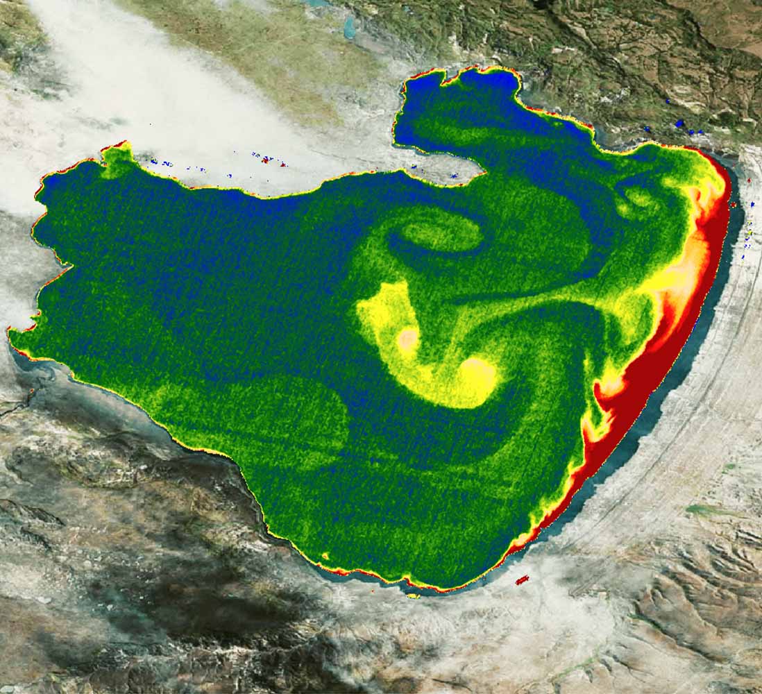Satellite images of water pollution by algae